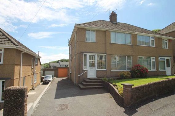 3 Bedroom Semi-Detac...